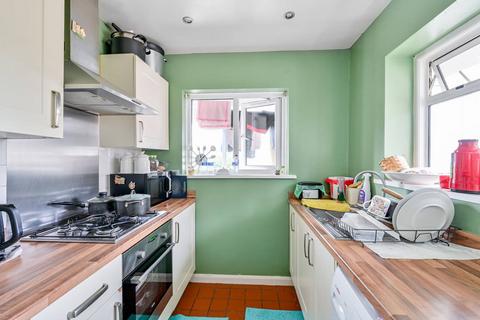 32 Oxtoby Way, London, SW16 5HD