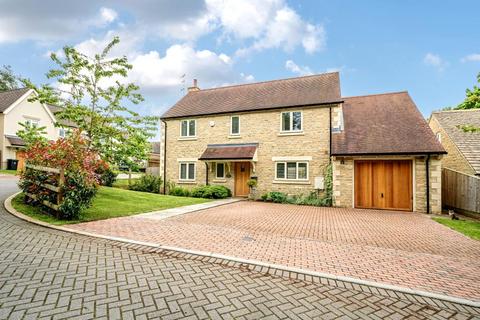 4 bedroom detached house for sale, Charlbury,  Oxfordshire,  OX7