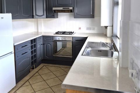 2 bedroom terraced house to rent, Fintryside, Fintry, Dundee, DD4