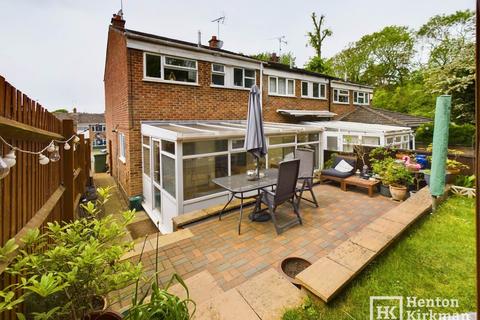 3 bedroom end of terrace house for sale, Hatfield Drive, Billericay