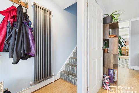 3 bedroom end of terrace house for sale, Hatfield Drive, Billericay