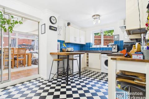 3 bedroom end of terrace house for sale, Hatfield Drive, Billericay