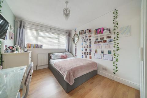 82 Beech Road, Wheatley, Oxford, OX33 1UD