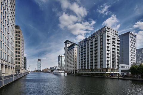 undefined, Discovery Dock Apartments West, South Quay Square