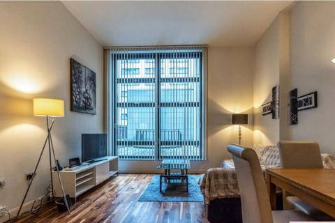 undefined, Discovery Dock Apartments West, South Quay Square
