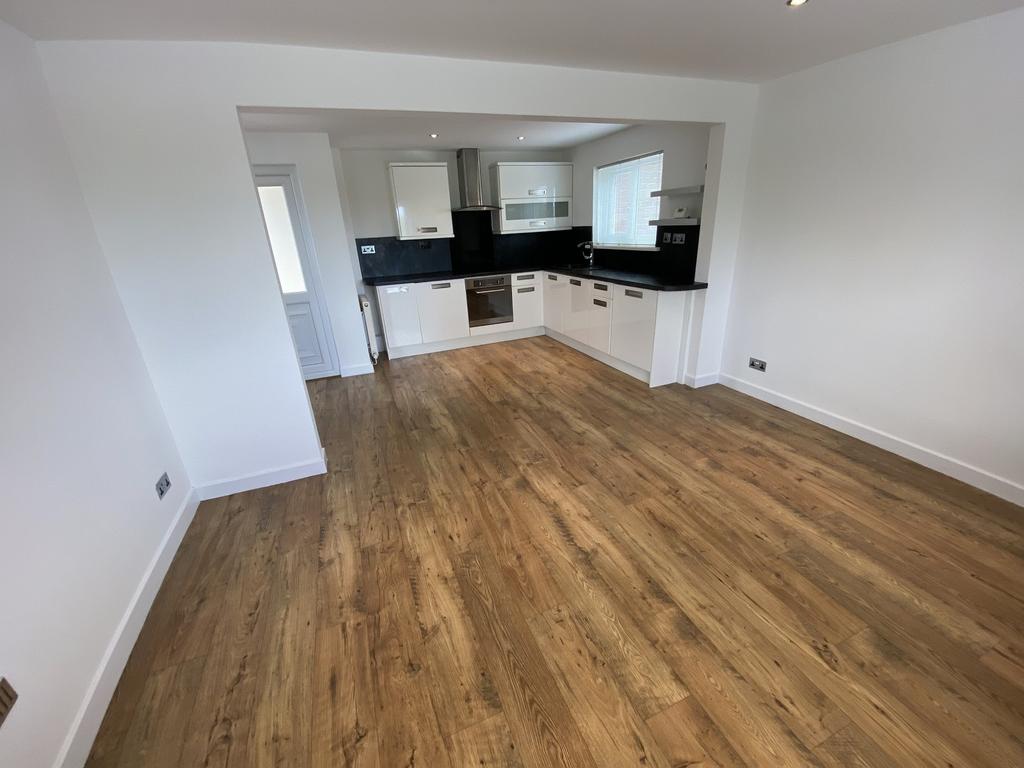 Kitchen/Lounge