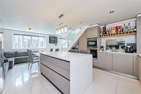 4 bed property for rent in Cobham Mews, Agar Grove, London, NW1