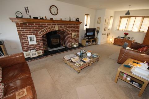 5 Witham View, Colsterworth, Grantham, NG33 5SU