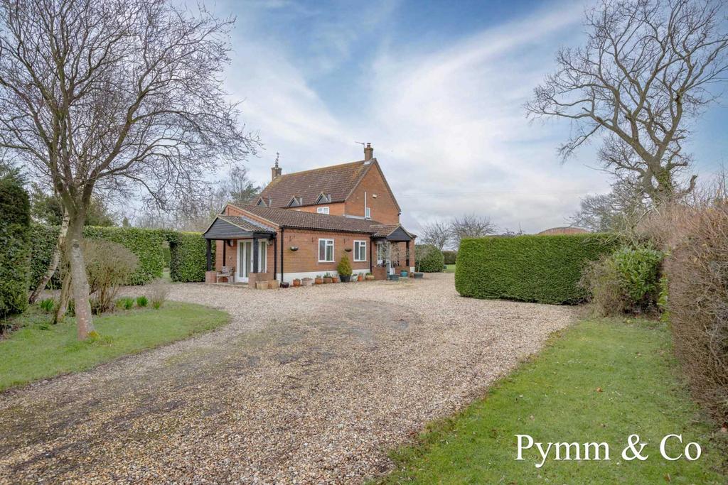 Whitwell Road, Norwich NR9 5 bed detached house for sale £695,000