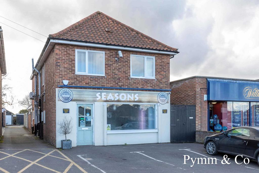 Reepham Road, Norwich NR6 3 bed detached house £350,000