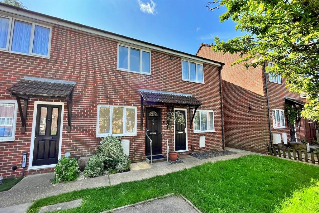 Canford Heath West 2 bed terraced house £1,250 pcm (£288 pw)