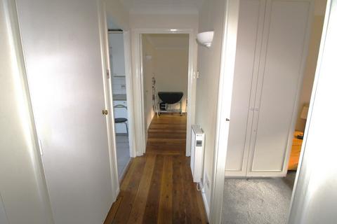 1 bedroom flat for sale, Boston Manor Road, Brentford, TW8