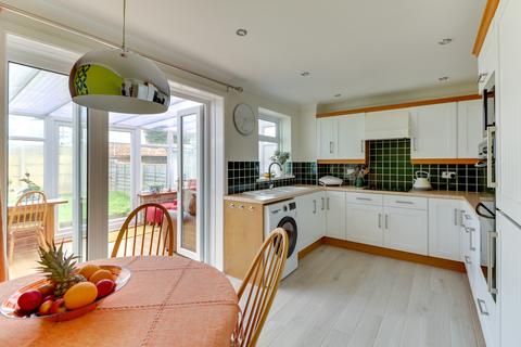 3 bedroom end of terrace house for sale, Burcote Drive, Portsmouth