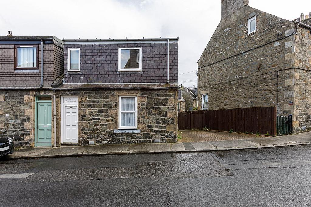 24 Kilncroft, Selkirk TD7 5AQ 2 bed terraced house £140,000