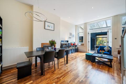 2 bedroom apartment for sale - Greencroft Gardens, South Hampstead, NW6
