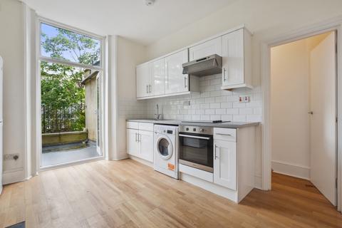 1 bedroom flat to rent, Regina Road, Finsbury Park, N4