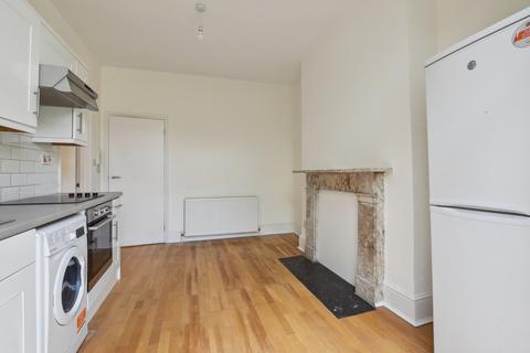 1 bedroom flat to rent, Regina Road, Finsbury Park, N4