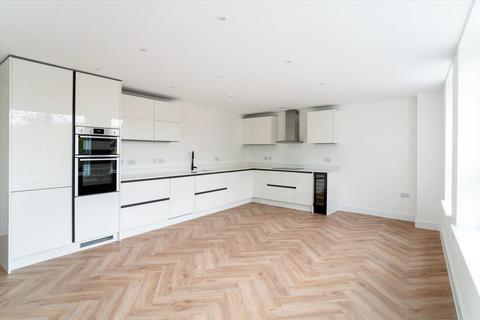 2 bedroom flat for sale - Cheltenham, Gloucestershire, GL53 7NB