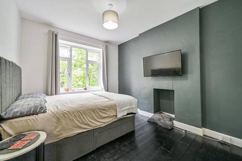 2 bedroom flat for sale - Chinbrook Road, Grove Park, London, SE12