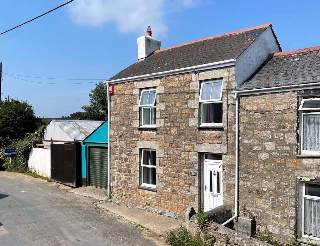 Troon, Camborne 3 bed end of terrace house £300,000