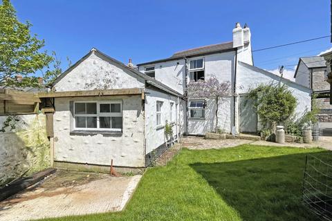 3 bedroom end of terrace house for sale, Troon, Camborne