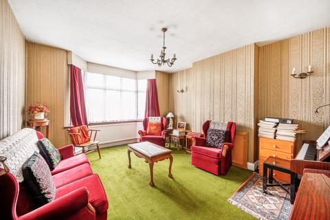 201 Gunnersbury Lane, London, W3 8LJ