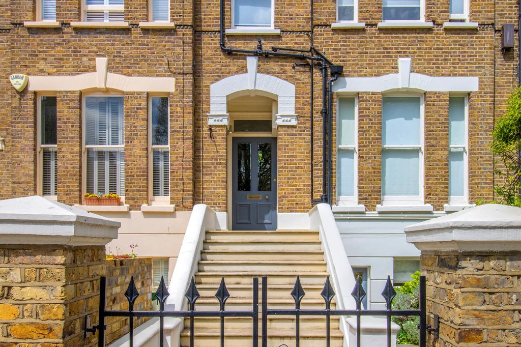 38 Elsworthy Road, London NW3 1 bed flat for sale £665,000