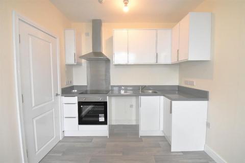 2 bedroom flat to rent, Hessle Road, Hull, HU3