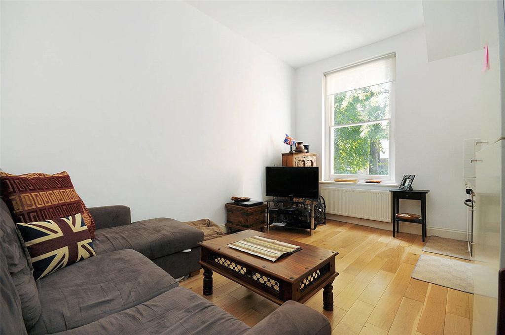 Coverdale Road, London, W12 2 bed apartment to rent £2,050 pcm (£473 pw)