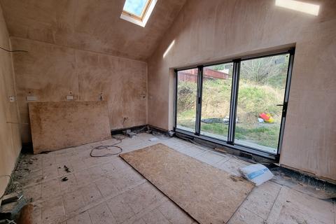 3 bedroom detached house for sale - Windmill Terrace, St. Thomas, Swansea, City And County of Swansea.