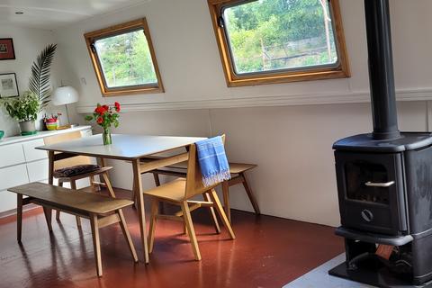3 bedroom houseboat for sale, Ash Island, East Molesey KT8