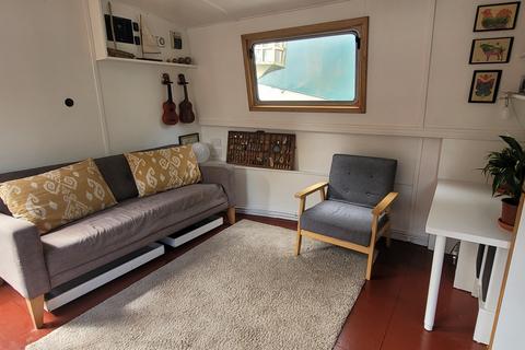 3 bedroom houseboat for sale, Ash Island, East Molesey KT8