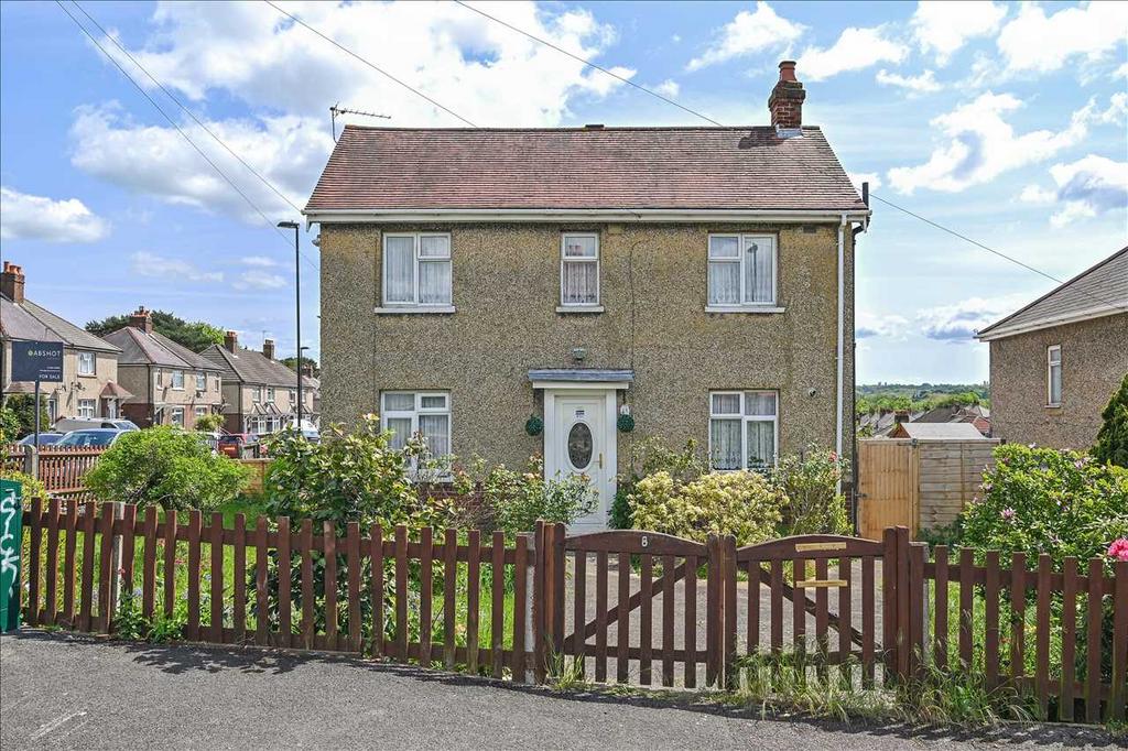 Daffodil Road, Southampton 3 bed semidetached house £265,000