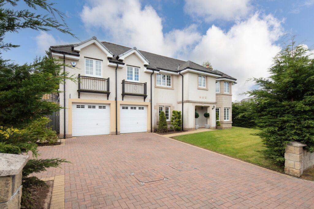 Ardbeg Lane, Thorntonhall 5 bed detached villa for sale £785,000