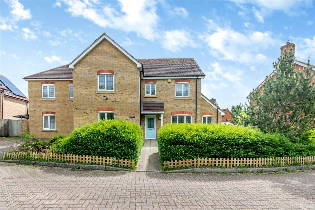 Middle Farm Close, Chieveley, Newbury, Berkshire, RG20 5 bed detached