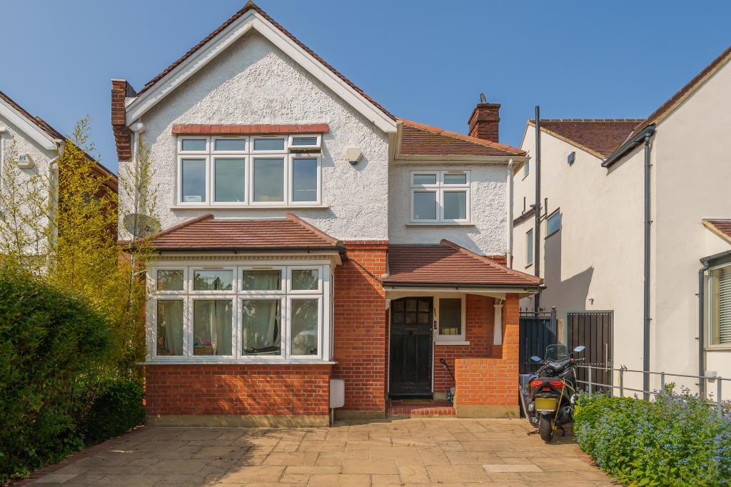 Upper Cavendish Avenue, Finchley, N3 4 bed detached house for sale £