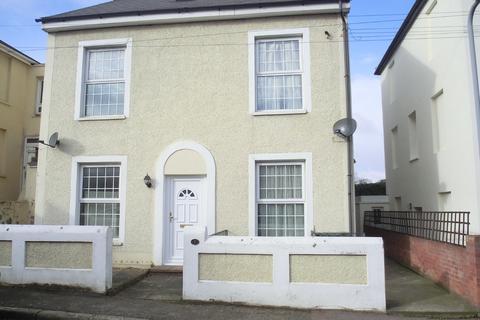 1 bedroom apartment to rent, Albion Road, Gravesend, Kent, DA12 2SR