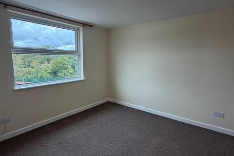 1 bedroom apartment to rent, Albion Road, Gravesend, Kent, DA12 2SR