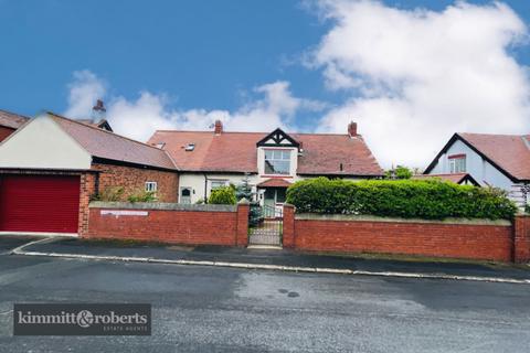 4 bedroom detached house for sale, Springfield Crescent, Seaham, Durham, SR7