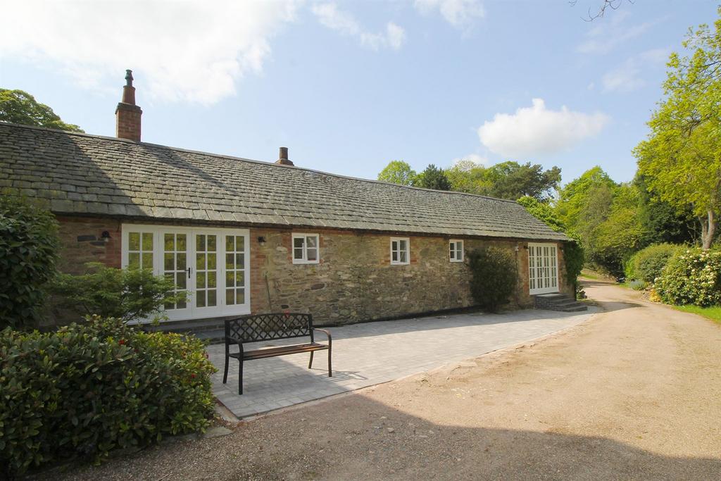 Beacon Road, Woodhouse Eaves, LE12 1 bed barn conversion £1,000 pcm