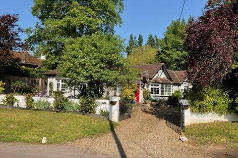 undefined, Halls Lane, Waltham St Lawrence, Reading