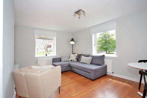 3 bedroom apartment to rent, Morrison Drive, Aberdeen