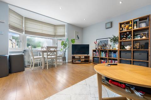 Flat 4, 128 Cathedral Road, Cardiff, CF11 9LQ