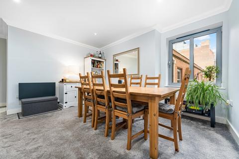 2 bedroom apartment for sale, St Stephens Mansions, Mount Stuart Square, Cardiff