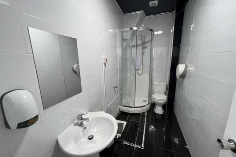 1 bedroom flat to rent, Johnston Street, Blackburn