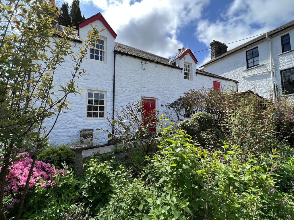 Brae Cottage, Back Street, New Galloway 2 bed semidetached house for