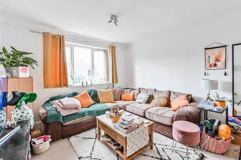 Flat 3, 82 Lansdowne Road, London, E17 8QU