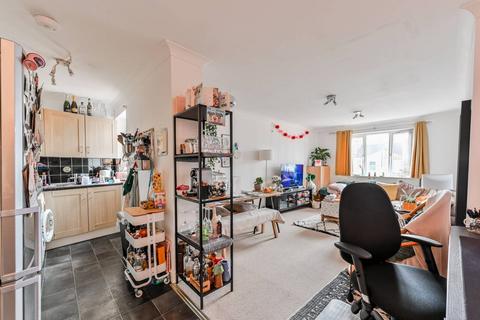 Flat 3, 82 Lansdowne Road, London, E17 8QU