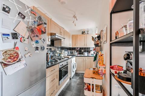 Flat 3, 82 Lansdowne Road, London, E17 8QU