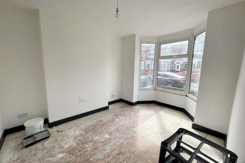 99 David Street, Grimsby, DN32 9NN